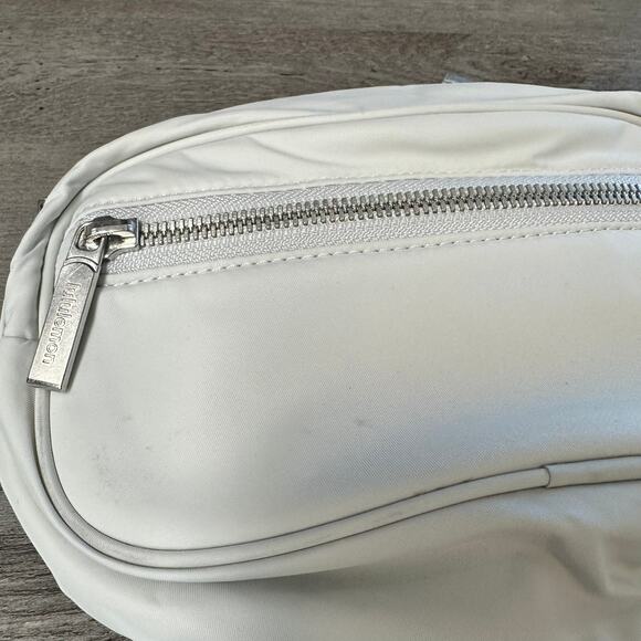 Lululemon Wunderlust Belt Bag 1.8 L Light Grey - Picture 2 of 6